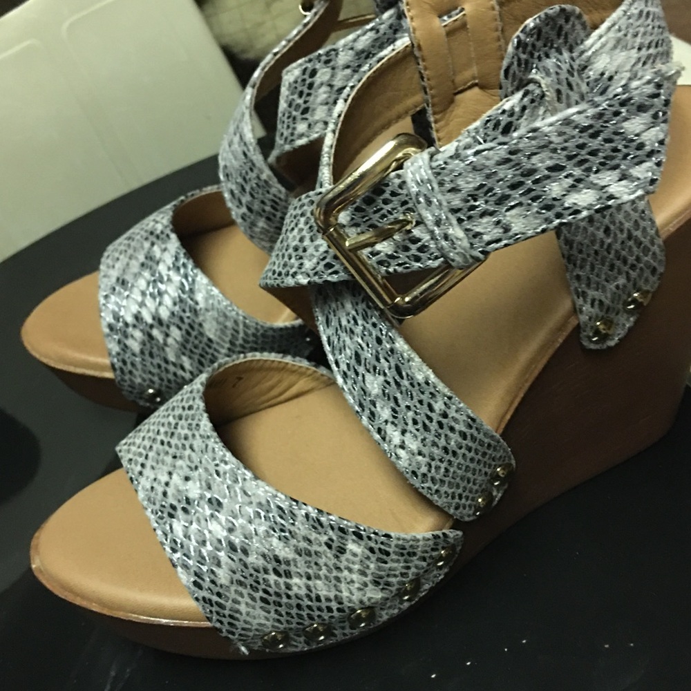 Snakeskin Look Platforms